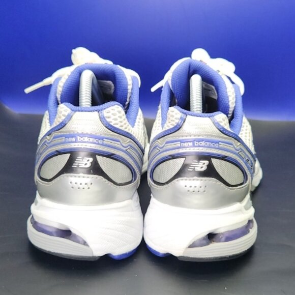 New Balance 920 (2011) - Picture 5 of 7